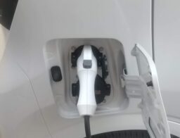 電気自動車の充電器設置工事